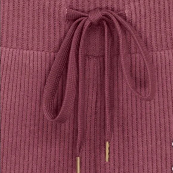 COPY - ⭐️ Firm Price ⭐️ NWT Honeydew pink Pajama Set Cozy loungewear - Picture 6 of 8